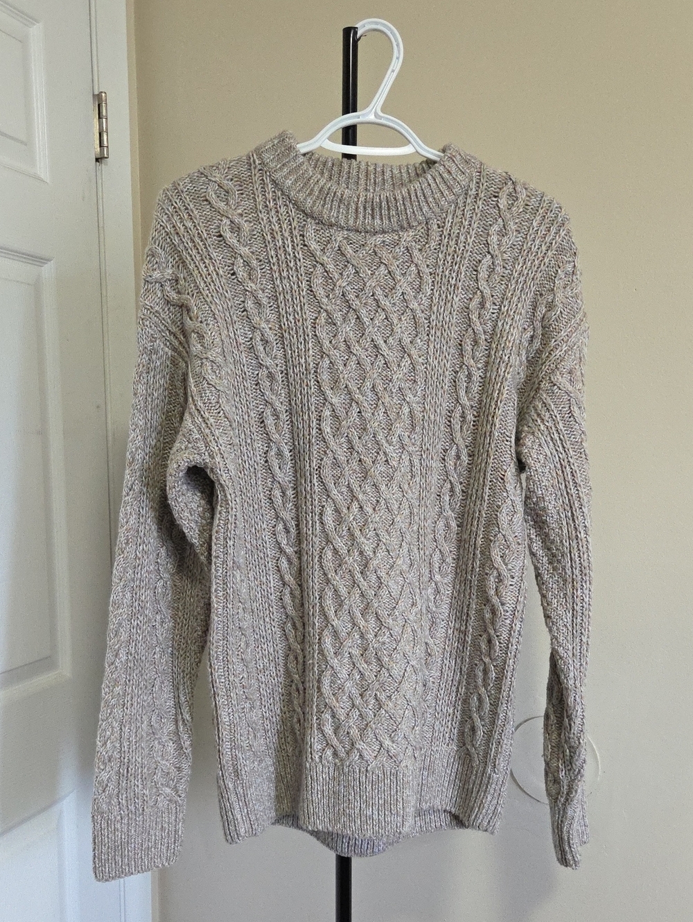 Giordano Men's Cable-Knit Crewneck Sweater - Beige
